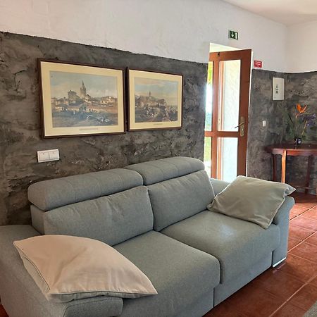 Вилла Cozy Sea View House Faja Da Ovelha Кальета Экстерьер фото