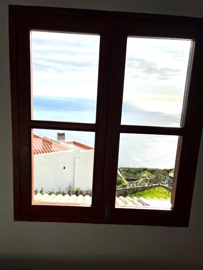 Вилла Cozy Sea View House Faja Da Ovelha Кальета Экстерьер фото