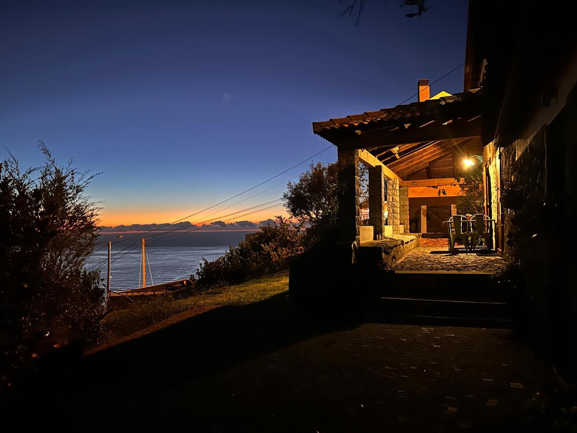 Вилла Cozy Sea View House Faja Da Ovelha Кальета Экстерьер фото